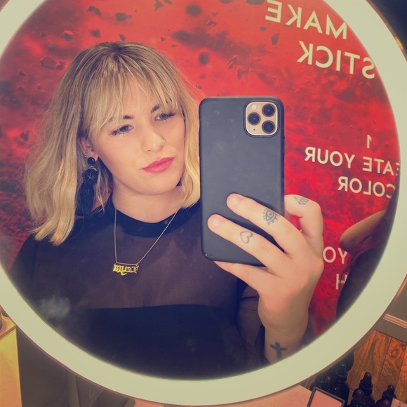 Meet your posher, Leyla! - Picture 4 of 4